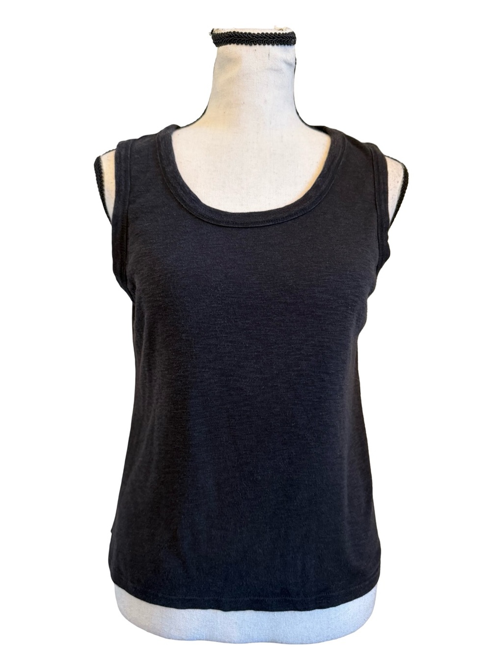 Marled Essentials Black Sleeveless Tank Top Scoop Neck Medium Basic Layering Tee